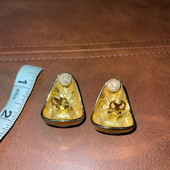 St. John Chunky Navy Blue Gold Enamel Clip Earrings - Picture 5 of 5